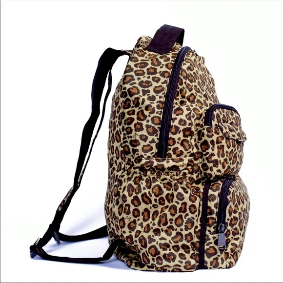 NWT: LUG PUDDLE JUMPER PACKABLE BACKPACK - LEOPARD BROWN- Last one- HIRRY!! - Picture 3 of 6